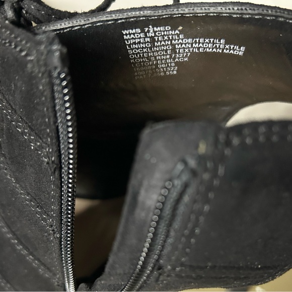 Lauren Conrad Heeled Open Toed bootie - Picture 3 of 6